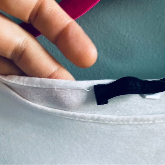 THE ROW Ruffle Bottom Jersey Top LG - Picture 5 of 8